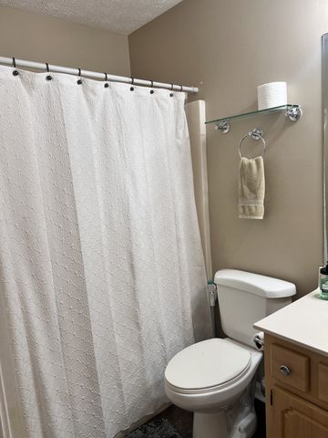 100 Ashley Cv, Hermitage, TN 37076