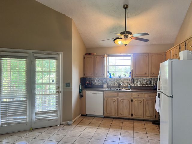 100 Ashley Cv, Hermitage, TN 37076