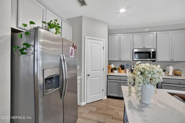 2170 MAJOR OAK Street, Jacksonville, FL 32218