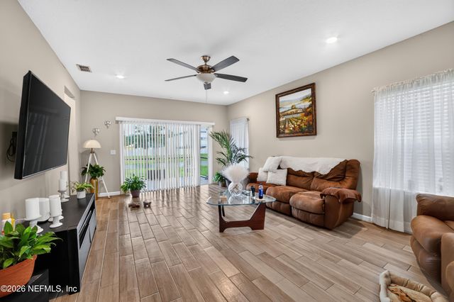 2170 MAJOR OAK Street, Jacksonville, FL 32218