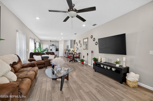 2170 MAJOR OAK Street, Jacksonville, FL 32218