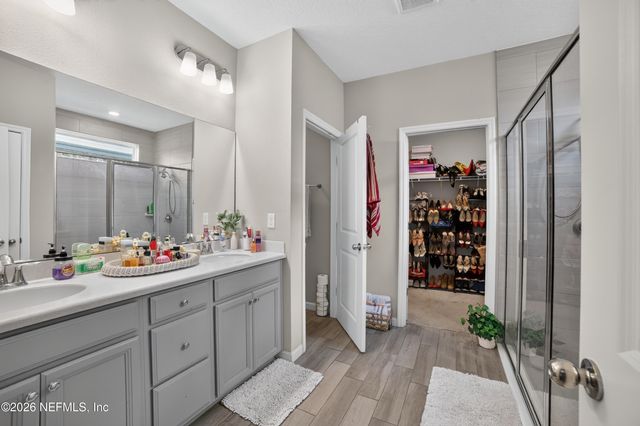 2170 MAJOR OAK Street, Jacksonville, FL 32218