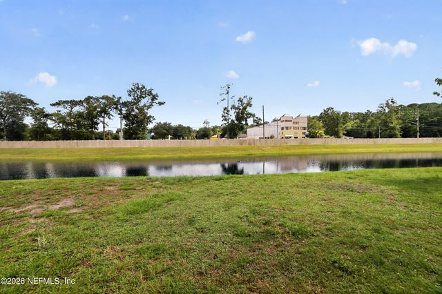 2170 MAJOR OAK Street, Jacksonville, FL 32218