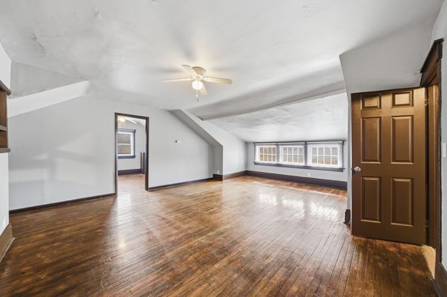 3103 Grand Avenue, Des Moines, IA 50312