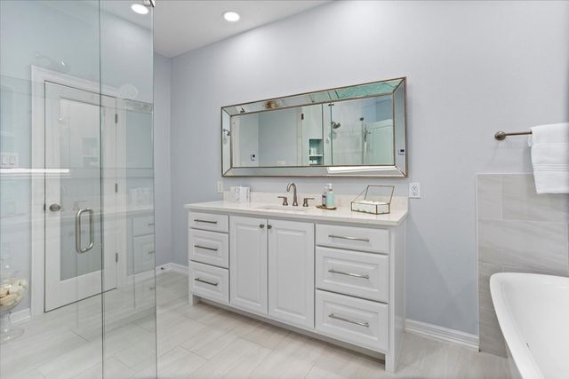 804 Roaring Springs Road, Fort Worth, TX 76114