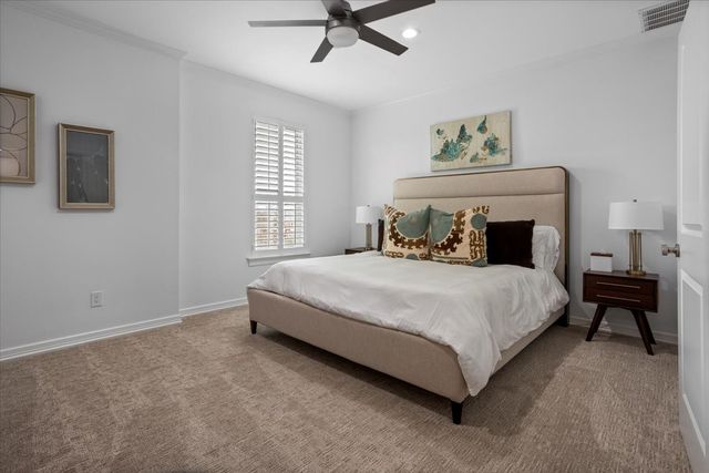 804 Roaring Springs Road, Fort Worth, TX 76114