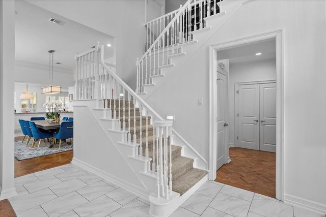 804 Roaring Springs Road, Fort Worth, TX 76114