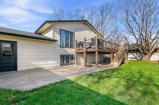 1521 N Valleyview Street, Wichita, KS 67212