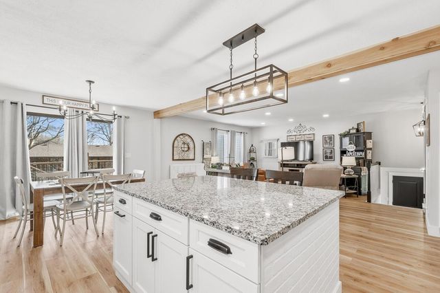 1521 N Valleyview Street, Wichita, KS 67212