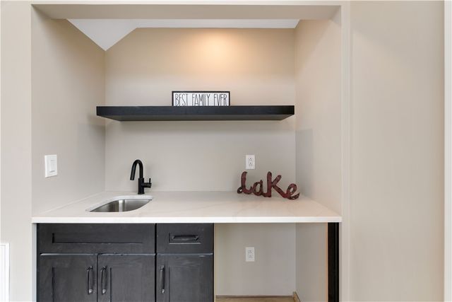 478 Kensington Circle, Seneca, SC 29672