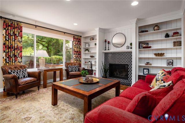 4618 Five Springs Rd, Midlothian, VA 23112