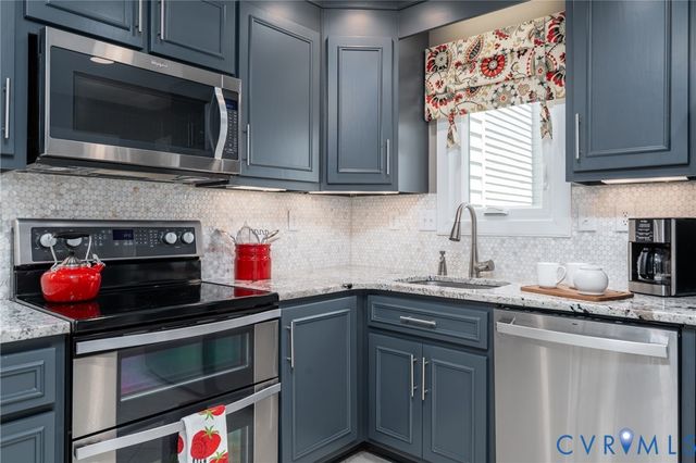 4618 Five Springs Rd, Midlothian, VA 23112