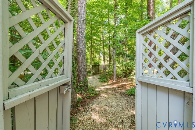 4618 Five Springs Rd, Midlothian, VA 23112