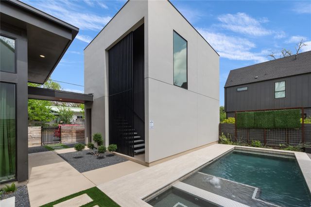 3201 Holton ST, Austin, TX 78702