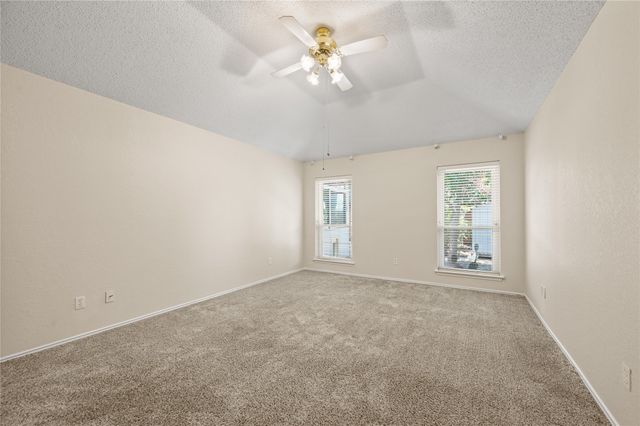 3321 Harbourtown Drive, Grand Prairie, TX 75052