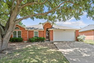 3321 Harbourtown Drive, Grand Prairie, TX 75052