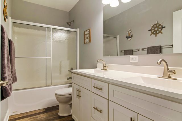 16489 Harrison Street, Lowell, IN 46356