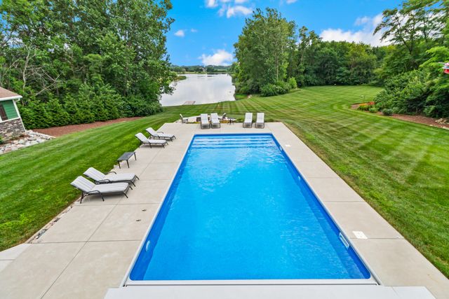 16489 Harrison Street, Lowell, IN 46356