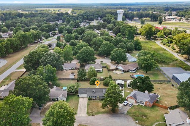15 Clinton Court, Cabot, AR 72023