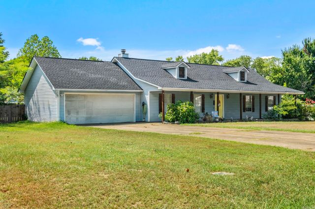 15 Clinton Court, Cabot, AR 72023