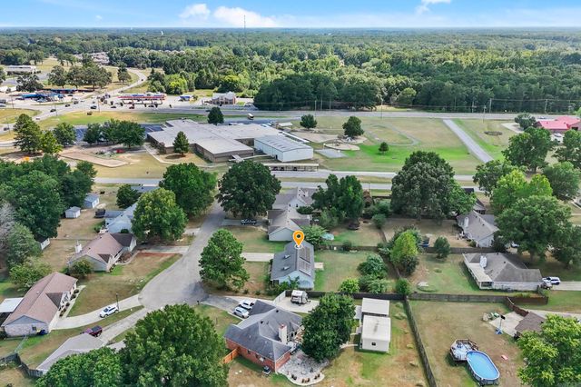 15 Clinton Court, Cabot, AR 72023