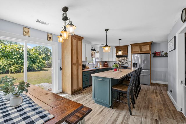 15 Clinton Court, Cabot, AR 72023