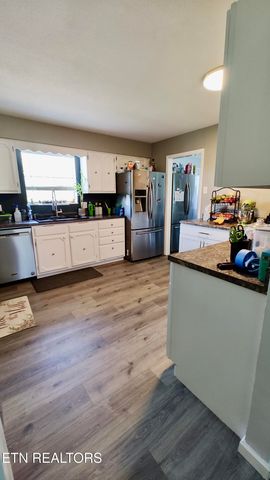 219 Melbourne Drive, Maryville, TN 37804