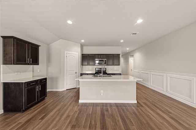 15359 Central Crescent Drive, Roman Forest, TX 77357