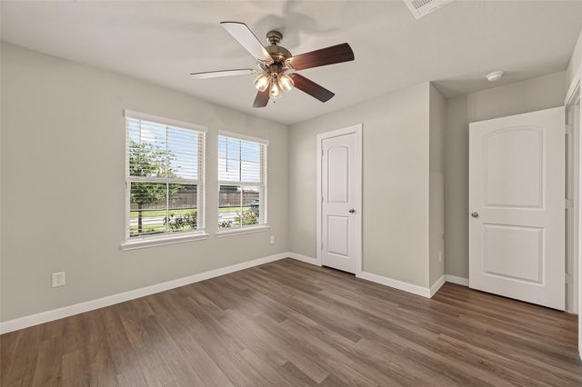 15359 Central Crescent Drive, Roman Forest, TX 77357