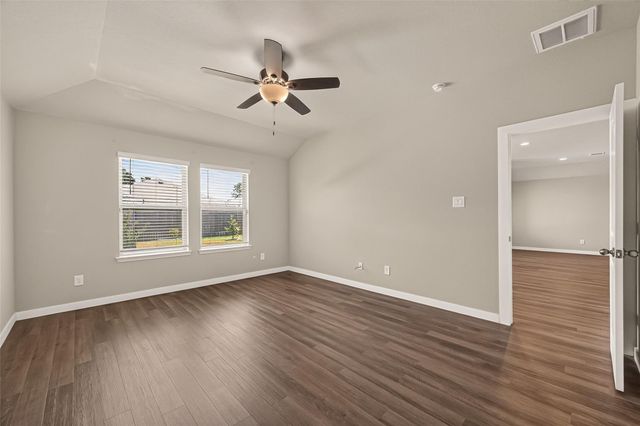 15359 Central Crescent Drive, Roman Forest, TX 77357