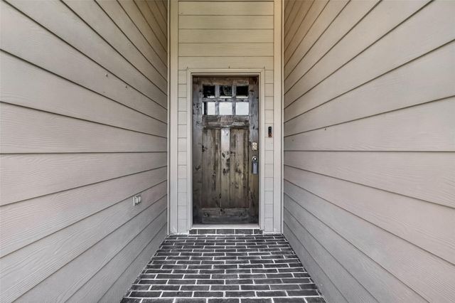 15359 Central Crescent Drive, Roman Forest, TX 77357