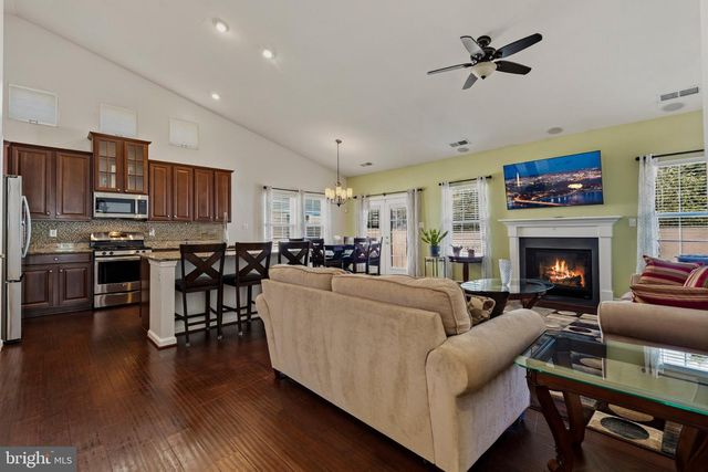 10652 SHADOW PARK CT, Waldorf, MD 20603