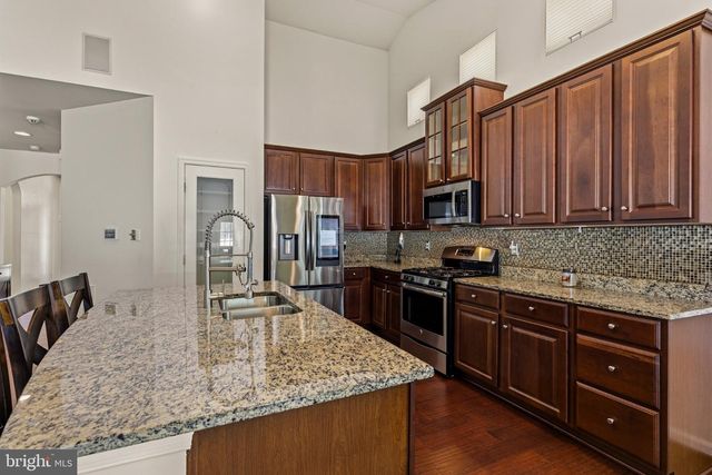 10652 SHADOW PARK CT, Waldorf, MD 20603