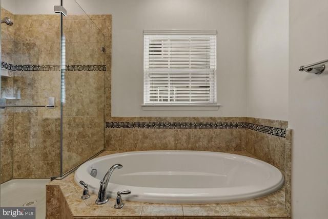 10652 SHADOW PARK CT, Waldorf, MD 20603