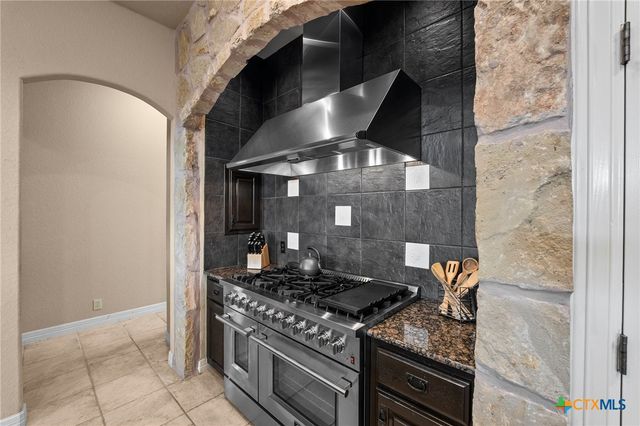 5310 River Oaks Drive, New Braunfels, TX 78132