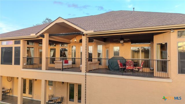 5310 River Oaks Drive, New Braunfels, TX 78132
