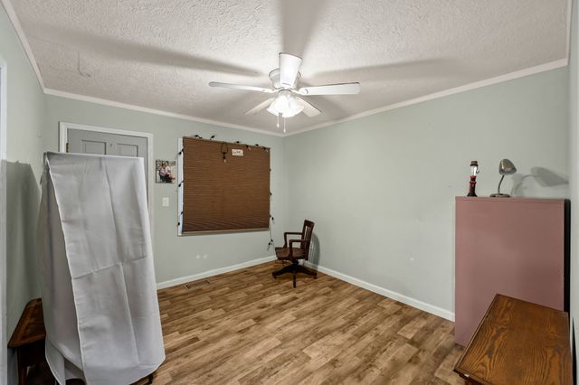 120 Wells Rd, Crossville, TN 38555