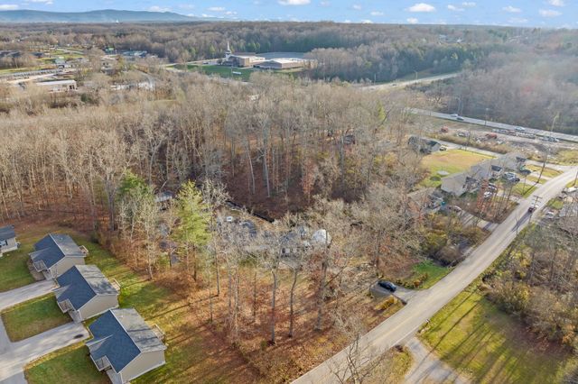 120 Wells Rd, Crossville, TN 38555