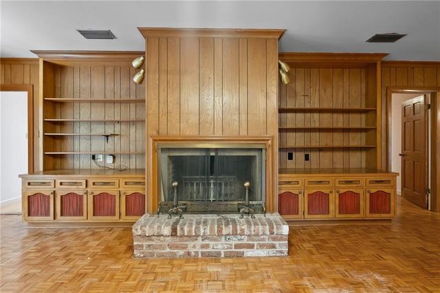 712 Westmoreland Drive W, Mobile, AL 36609