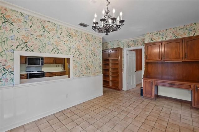 712 Westmoreland Drive W, Mobile, AL 36609