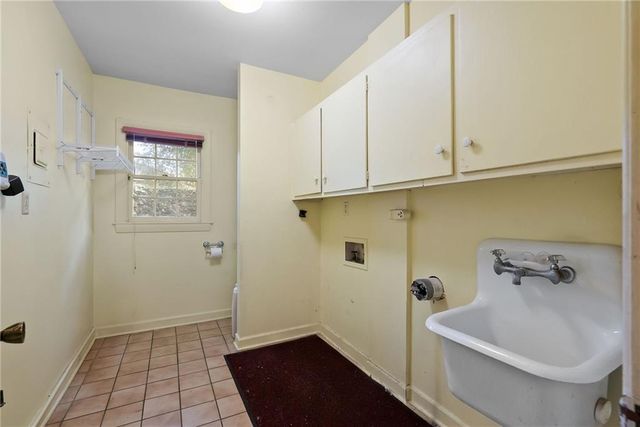 712 Westmoreland Drive W, Mobile, AL 36609