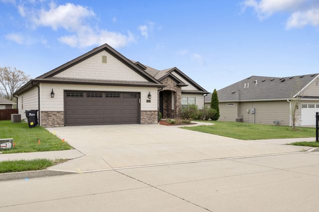 812 RUTLAND DR, Columbia, MO 65203