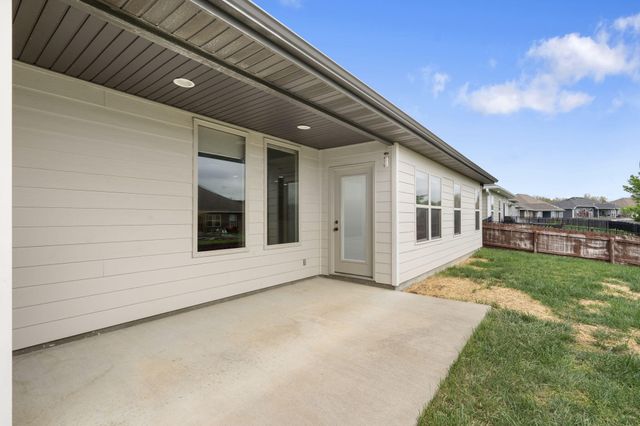 812 RUTLAND DR, Columbia, MO 65203