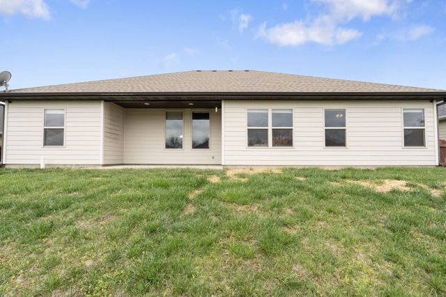812 RUTLAND DR, Columbia, MO 65203