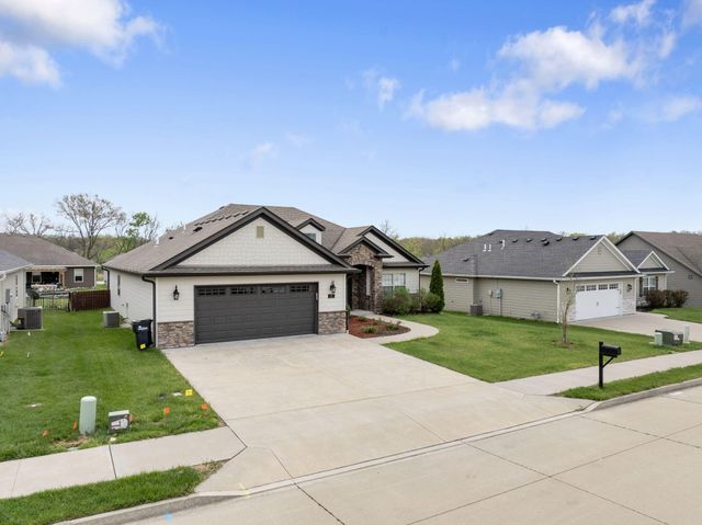 812 RUTLAND DR, Columbia, MO 65203