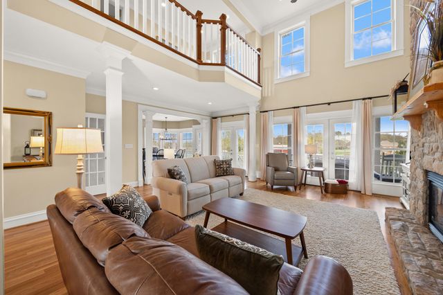 204 Crestridge Trail, Nicholasville, KY 40356