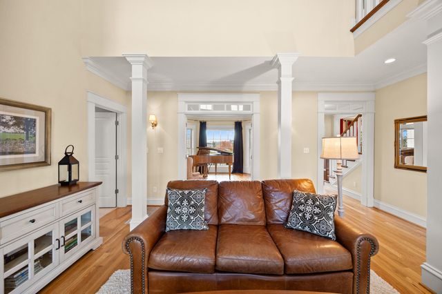 204 Crestridge Trail, Nicholasville, KY 40356