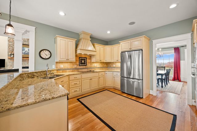204 Crestridge Trail, Nicholasville, KY 40356