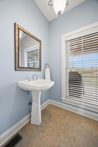 204 Crestridge Trail, Nicholasville, KY 40356