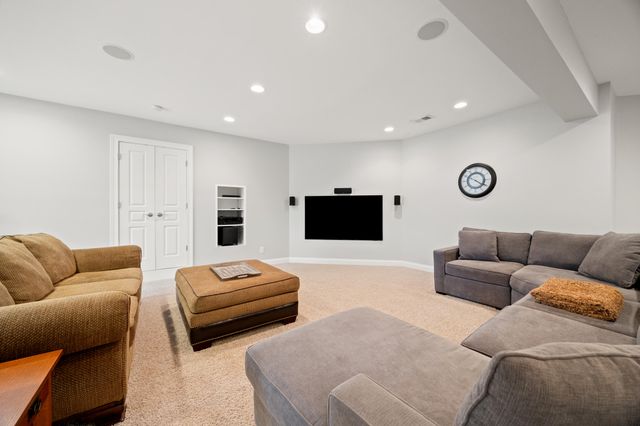 204 Crestridge Trail, Nicholasville, KY 40356
